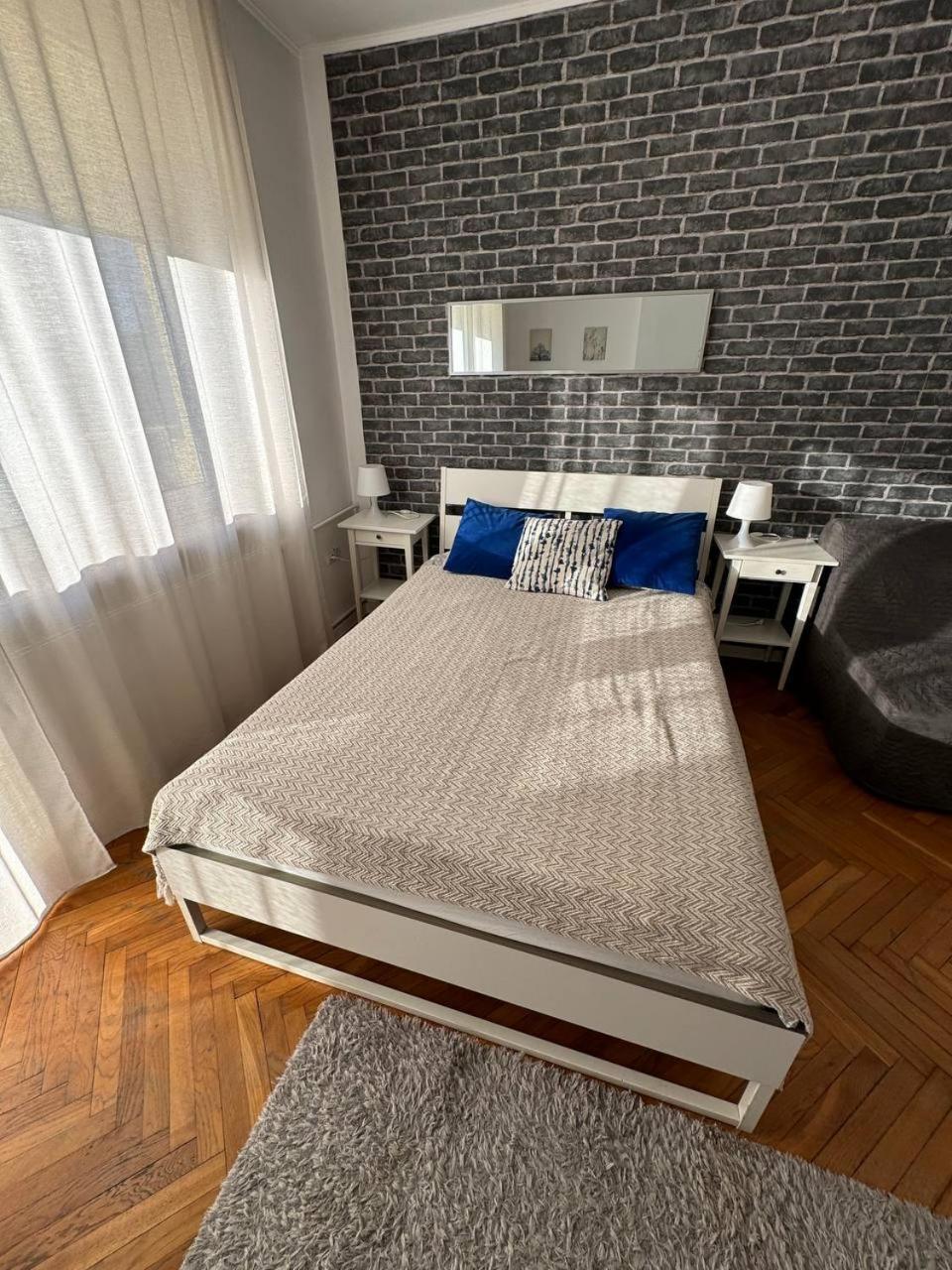 Apartment M Centrum View *